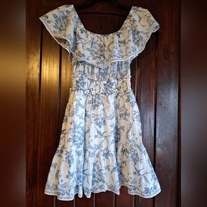Max Studio blue and white dress size Small